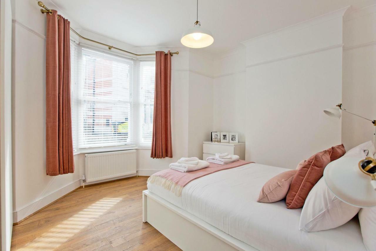Ferienwohnung Highbury Fieldway London Exterior foto